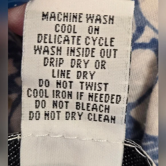 Cathy Daniels Blue Floral Blouse with Sequin Detail 2X - Picture 7 of 12